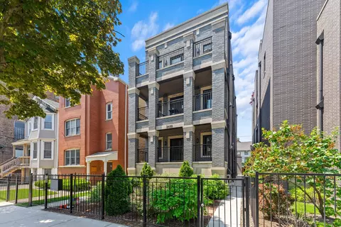 2422 N Racine Ave #1, Chicago, IL 60614