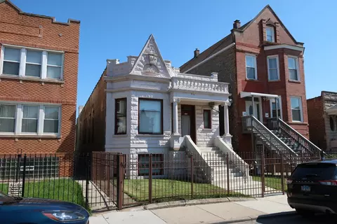 4044 W 21st Pl, Chicago, IL 60623