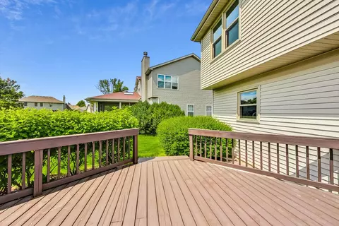 Exterior - 13304 Meadow Ln, Plainfield, IL 60585 photo 8 of 15