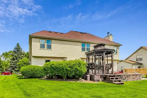 Exterior - 13304 Meadow Ln, Plainfield, IL 60585 photo 11 of 15