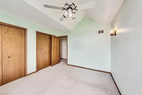Bedroom - 13304 Meadow Ln, Plainfield, IL 60585 photo 9 of 12