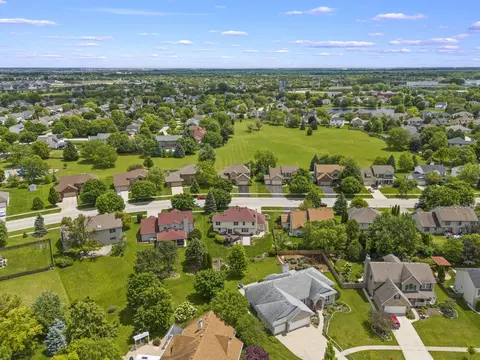 View/Area - 13304 Meadow Ln, Plainfield, IL 60585 photo 6 of 10