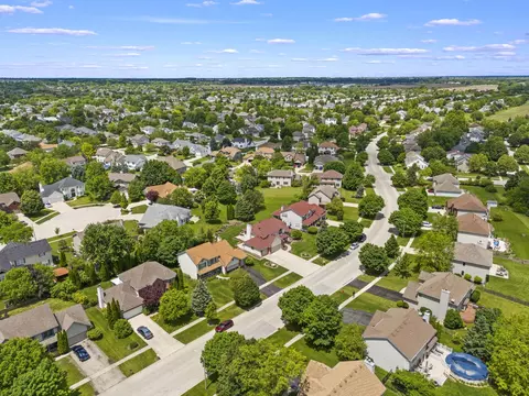 View/Area - 13304 Meadow Ln, Plainfield, IL 60585 photo 4 of 10