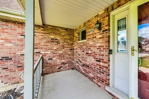 Exterior - 13304 Meadow Ln, Plainfield, IL 60585 photo 5 of 15
