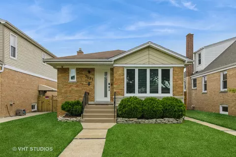 5021 N Natchez Ave, Chicago, IL 60656