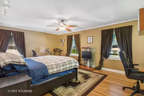 259 Cornell Ave, Des Plaines, IL 60016 photo 13