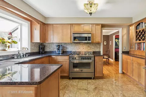 259 Cornell Ave, Des Plaines, IL 60016 photo 6