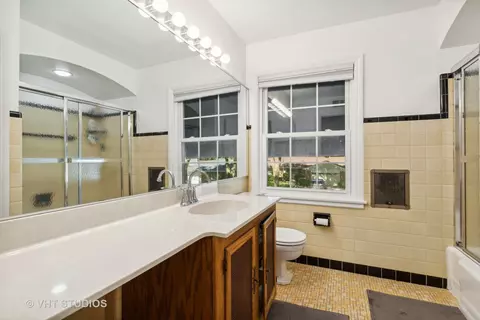 259 Cornell Ave, Des Plaines, IL 60016 photo 15