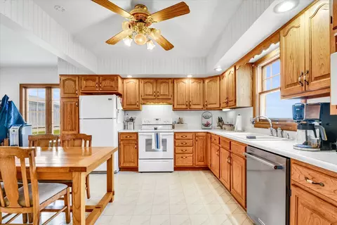 4869 E 2950 North Rd, Potomac, IL 61865 photo 10