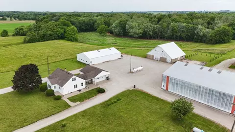 4869 E 2950 North Rd, Potomac, IL 61865