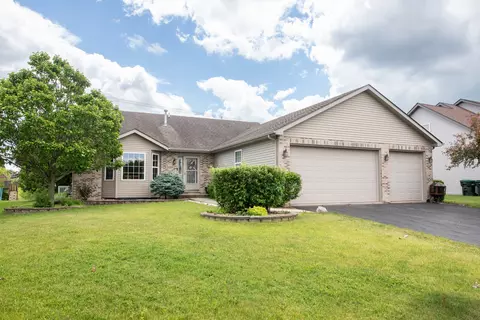 26209 S Evergreen Ln, Channahon, IL 60410