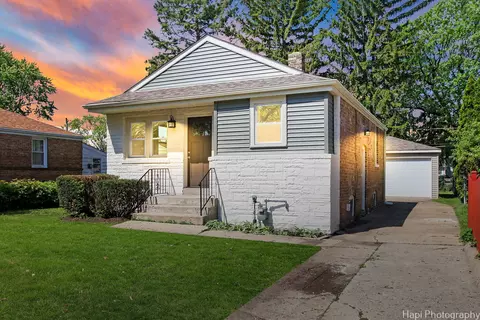 1126 N Butrick St, Waukegan, IL 60085