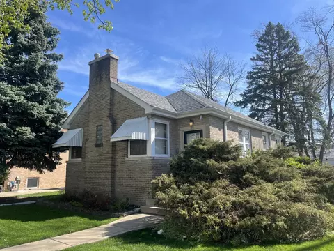 2259 S 6th Ave, North Riverside, IL 60546