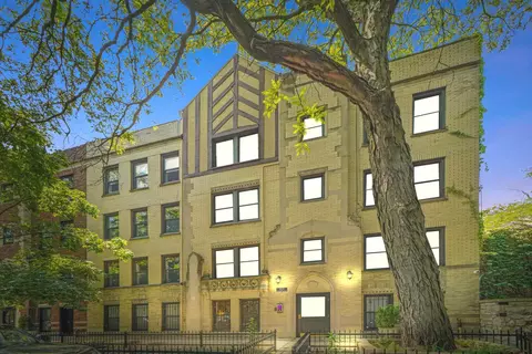 2128 N Hudson Ave #102, Chicago, IL 60614