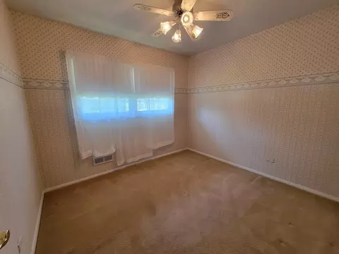 Bedroom - 58 Arrowhead Dr, Thornton, IL 60476 photo 3 of 4