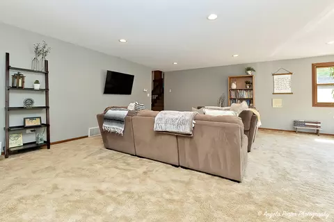 1915 May Dr, Johnsburg, IL 60051 photo 11