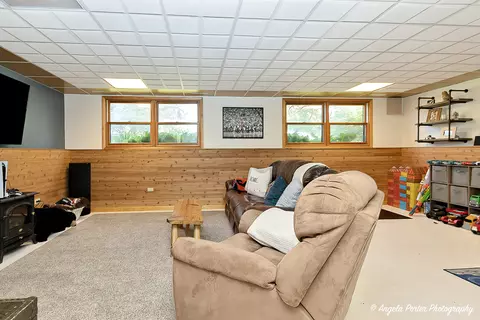 1915 May Dr, Johnsburg, IL 60051 photo 28