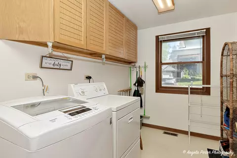 1915 May Dr, Johnsburg, IL 60051 photo 20