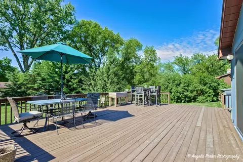 1915 May Dr, Johnsburg, IL 60051 photo 6