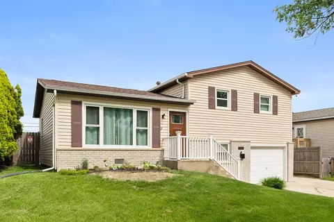 15543 Duncan Rd, Oak Forest, IL 60452