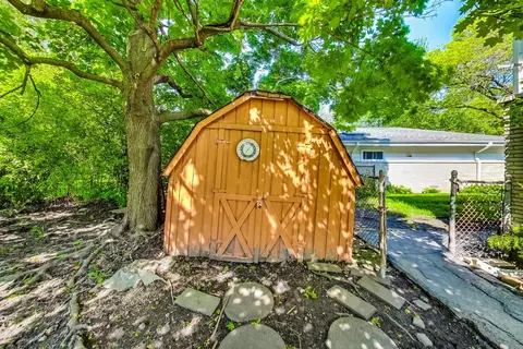 2921 Covert Rd, Glenview, IL 60025 photo 11