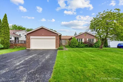 16 E Harbor Dr, Lake Zurich, IL 60047