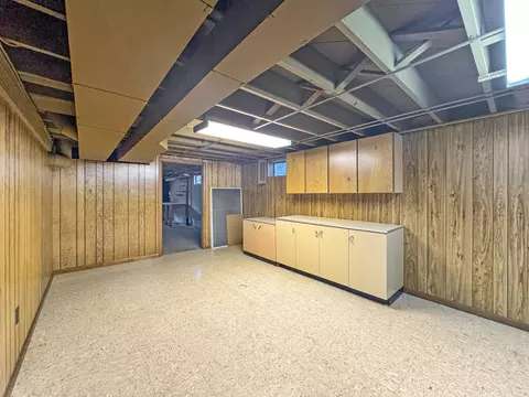 1853 Ridge Dr, Freeport, IL 61032 photo 23