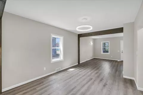 Living - 104 S Wabash Ave, Reddick, IL 60961 photo 4 of 4