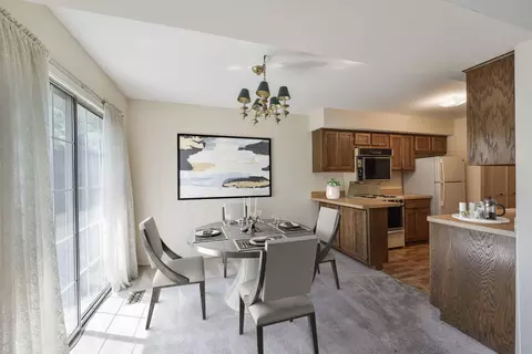 Dining - 1748 Ennis Ln, Wheaton, IL 60189 photo 1 of 1