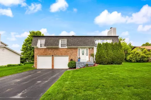 1810 W Parkside Dr, Hoffman Estates, IL 60192