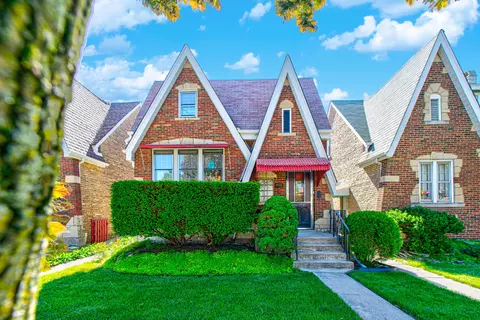 2724 Oak Park Ave, Berwyn, IL 60402