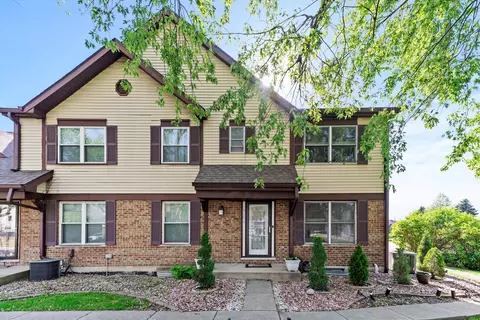 9304 Wherry Ln, Orland Park, IL 60462