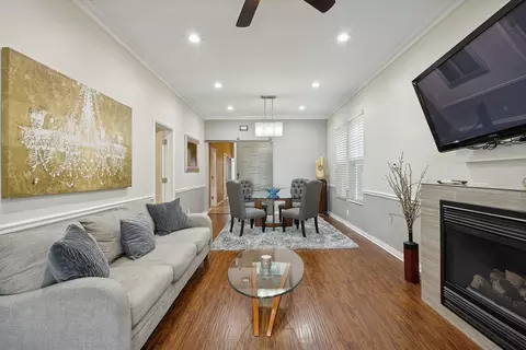 718 E 88th Pl, Chicago, IL 60619 photo 6