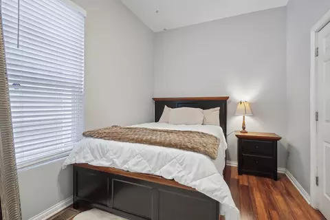 718 E 88th Pl, Chicago, IL 60619 photo 8