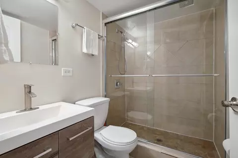 718 E 88th Pl, Chicago, IL 60619 photo 14