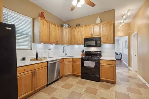 718 E 88th Pl, Chicago, IL 60619 photo 11