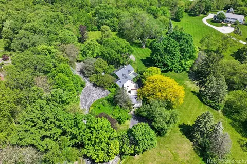 345 Old Sutton Rd, Barrington Hills, IL 60010