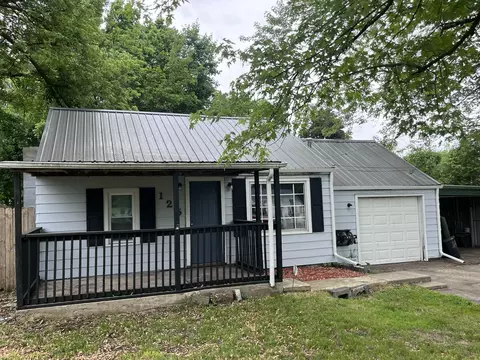 125 Huron Rd, Machesney Park, IL 61115