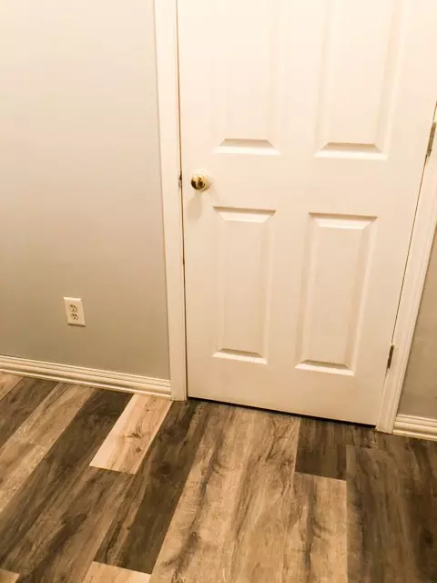 421-423 E Glover St, Ottawa, IL 61350 photo 10