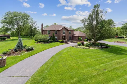 13203 Red Dr, Lemont, IL 60439