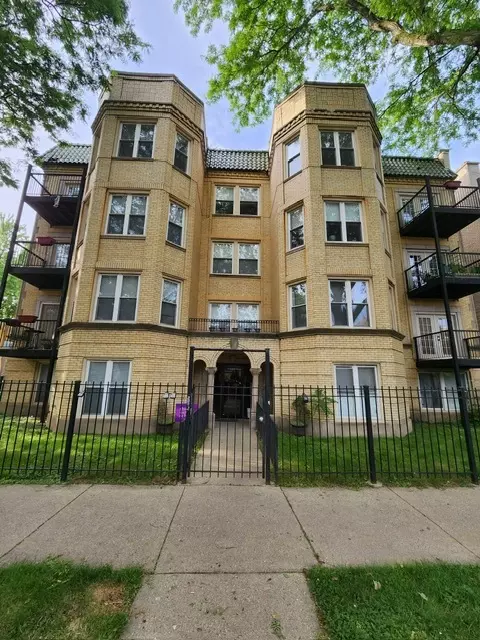 2254 W Arthur Ave #1031A, Chicago, IL 60645