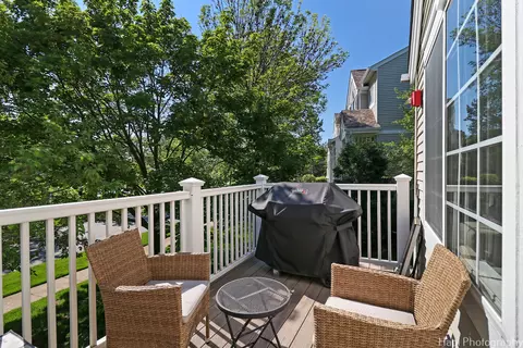 Exterior - 157 Lucerne Ct, Wheeling, IL 60090 photo 3 of 4
