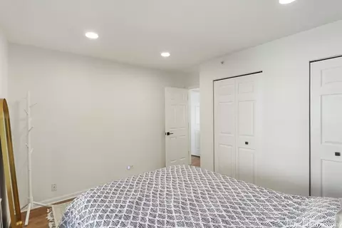 Bedroom - 157 Lucerne Ct, Wheeling, IL 60090 photo 4 of 4