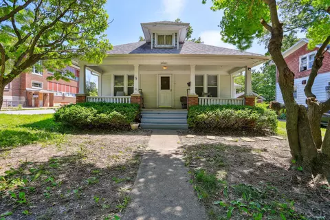 1010 N Broadway Ave, Urbana, IL 61801
