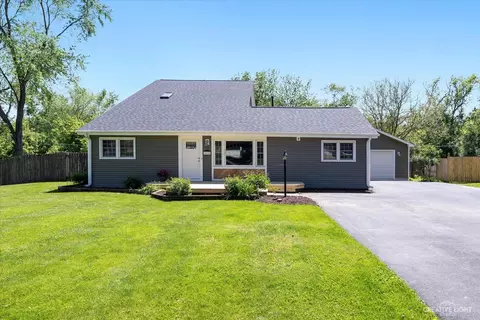 2120 Rockwell Rd, Aurora, IL 60506