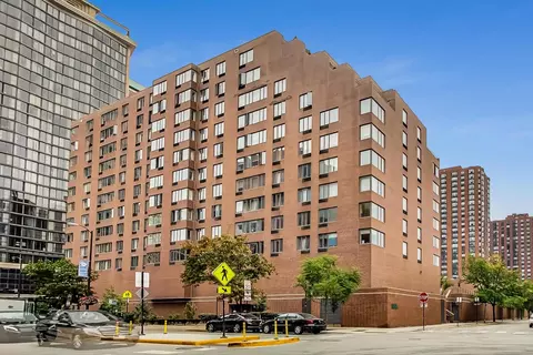 801 S Plymouth Ct #1112, Chicago, IL 60605