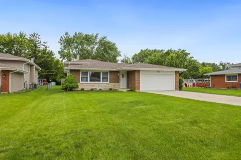 Exterior - 1030 Cuyahoga Dr, Bartlett, IL 60103 photo 7 of 7