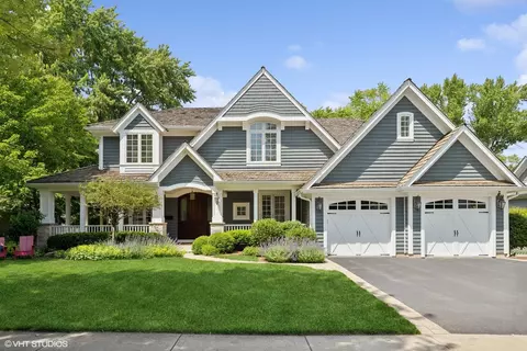 2200 Oak Ave, Northbrook, IL 60062