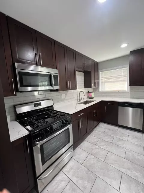 Kitchen - 436 Cherry Ln, Glenview, IL 60025 photo 1 of 2