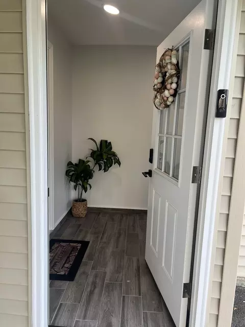 Entry Way - 436 Cherry Ln, Glenview, IL 60025 photo 1 of 6